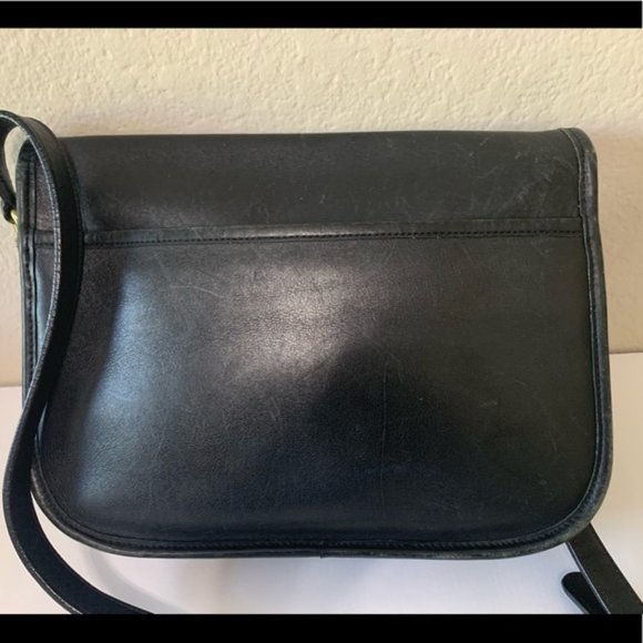 COACH Vintage Black Leather Cross body - Picture 5 of 8